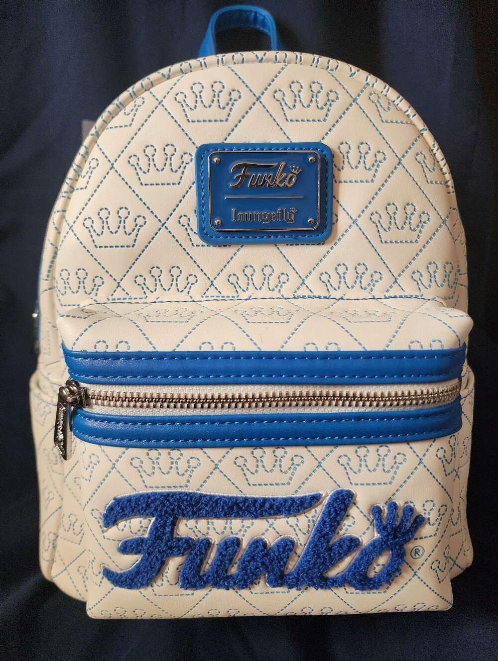 Loungfly Hard Tag Funko Logo Crown Pattern